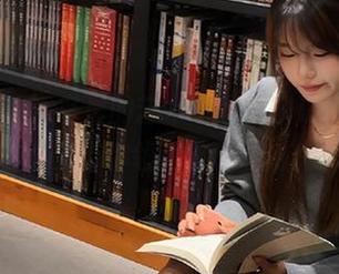 秀人网 – 浴室里的艺术幻想，Elise谭晓彤美图合集带你领略独特魅力！.txt