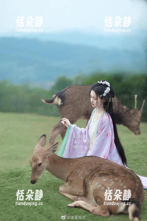 秀人网 - 独家美图：Elise谭晓彤最新白色写真，迷人微笑背后竟隐藏了多少心机？.txt