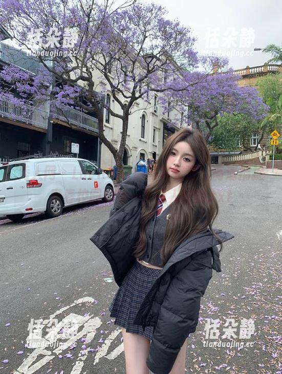 秀人网-luvian本能 秀人网 - Luvian校服写真资源,高清捕捉青春校园的每一个动人时刻.txt