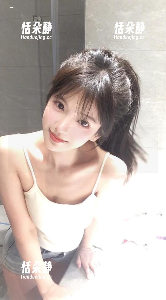 秀人网 - 非凡的夏日也有冷月yuer的陪伴：写真全集免费下载，捕捉每个动人瞬间！.txt