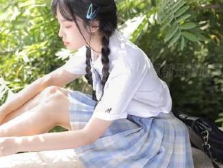 秀人网 – 精选南乔油亮写真全集：每一幅都是她心灵的独白与艺术的展现.txt
