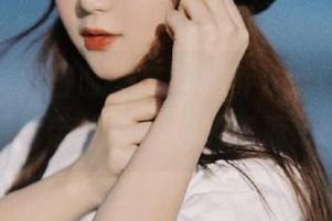 秀人网 – 夏日时光与周思乔Betty：原图图片带给你视觉的清凉.txt