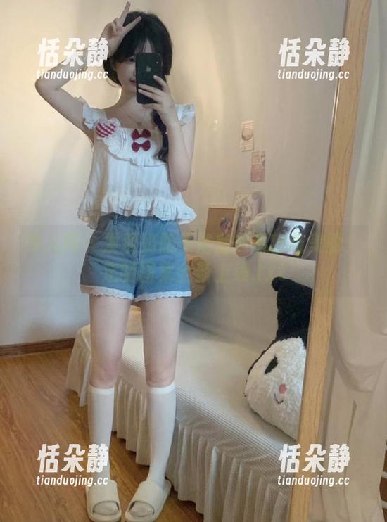秀人网 - 发现奶瓶子浴室的私密与美丽：定制图集全新上线.txt