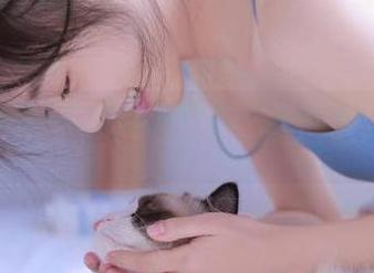 秀人网 – 解锁奶酥学姐的私房图包，带你领略她的时尚与魅力！.txt
