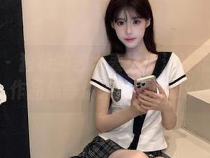 秀人网 – 独特的艺术表达：汁汁精选油亮作品集等你来欣赏！.txt