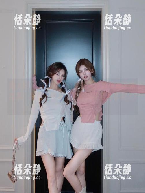 秀人网 - 白白Alina黑色风格的写真艺术合集：探索个性与优雅的完美结合套图.txt