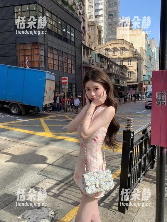 秀人网-盼盼已鸠 秀人网 - “盼盼已鸠”内衣写真资源合集,细腻展现性感与优雅.txt