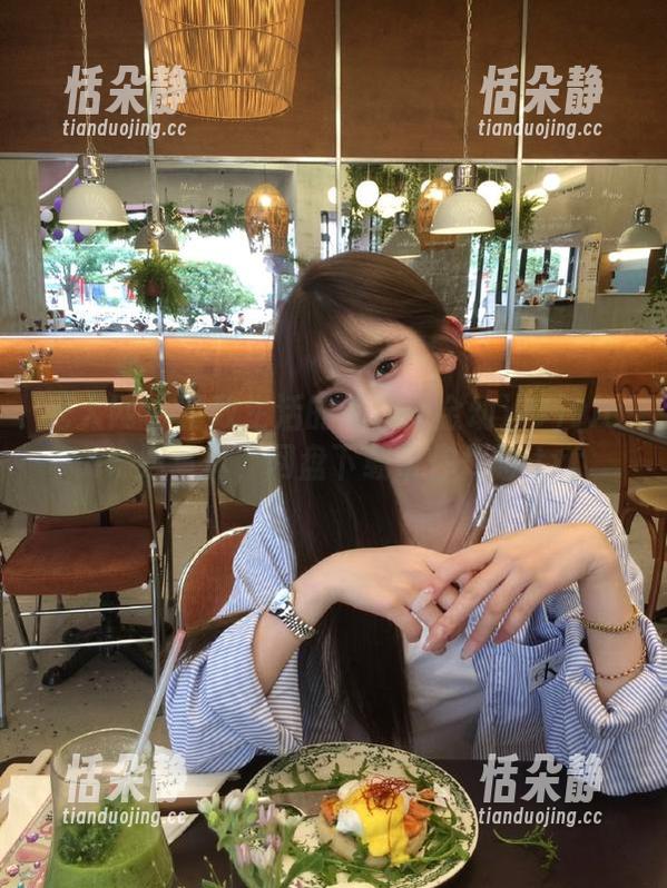 秀人网 - 精致生活的缩影：金幼汐Vivian妹妹写真，网盘下载带你体验.txt