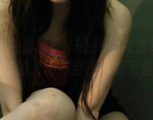 秀人网 – 探索阿乖Kiddo的高清写真世界，棉袜的灵动与自在尽显无遗.txt