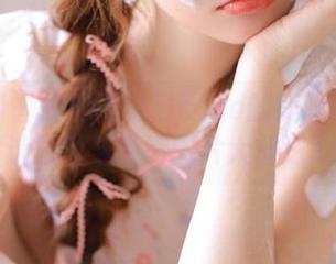 秀人网 – 探秘陈怡曼coco的美腿魅力：精选原图与高清图片大放送.txt
