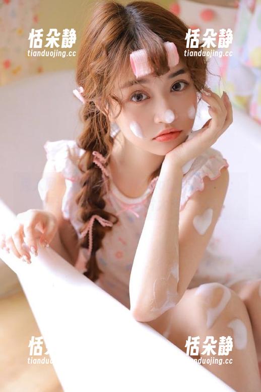 秀人网 - 探秘陈怡曼coco的美腿魅力：精选原图与高清图片大放送.txt