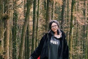 发现秋和柯基的蝴蝶夫人印记，精选精彩图片传递艺术之美.txt