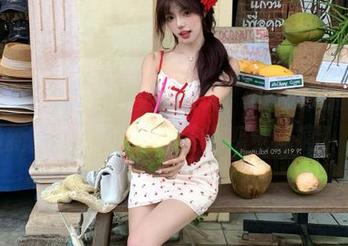 紧急企划 – 美丽校园时光，小恩校服写真集最新更新，不容错过的视觉盛宴！.txt