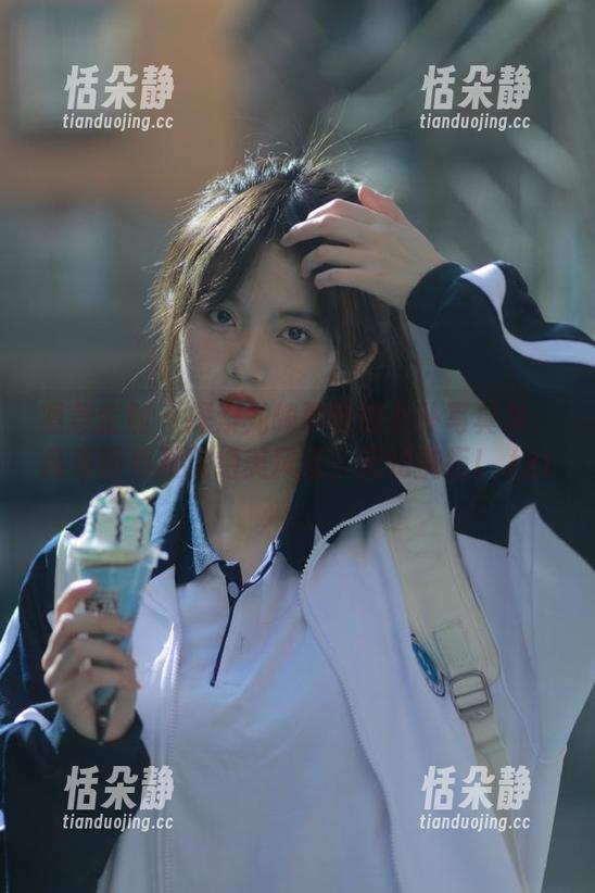 紧急企划 - 探索龙崎聆音的女仆写真集：高清画质展现绝美风采，无法抗拒！.txt