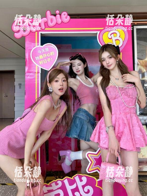 纳丝摄影 - 精选元婉妹儿美脚套图，带你走入一个优雅与性感的镜头！.txt