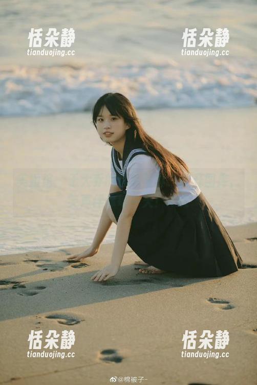 美媛馆 - 于大乔的套装写真：打开图库，笑声伴你每一天！.txt
