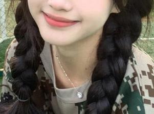 美媛馆 – 与伊雨蔓Fiona学妹一起探索精选写真，图库中充满青春气息与梦幻时刻！.txt