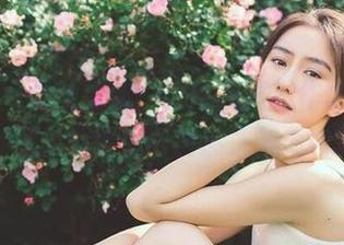 美媛馆 – 最新更新：唐琪儿裸足作品集，展现女性独立与自然之美.txt