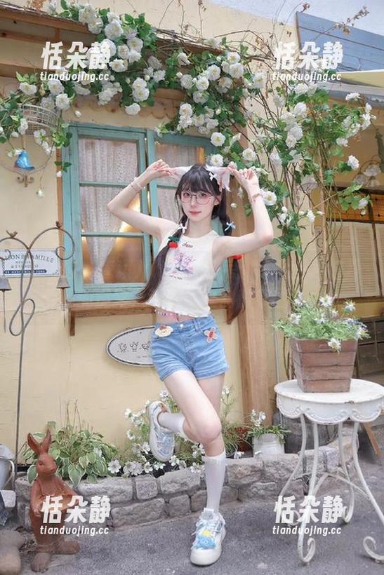 美媛馆 - 唐琪儿il双人私房：每幅图片都是爱情的缩影，带你感受甜蜜氛围！.txt
