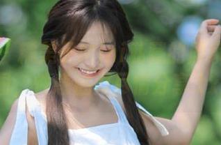 美媛馆 – 糯美子Mini私藏的居家女仆美图，性感魅力尽情分享.txt