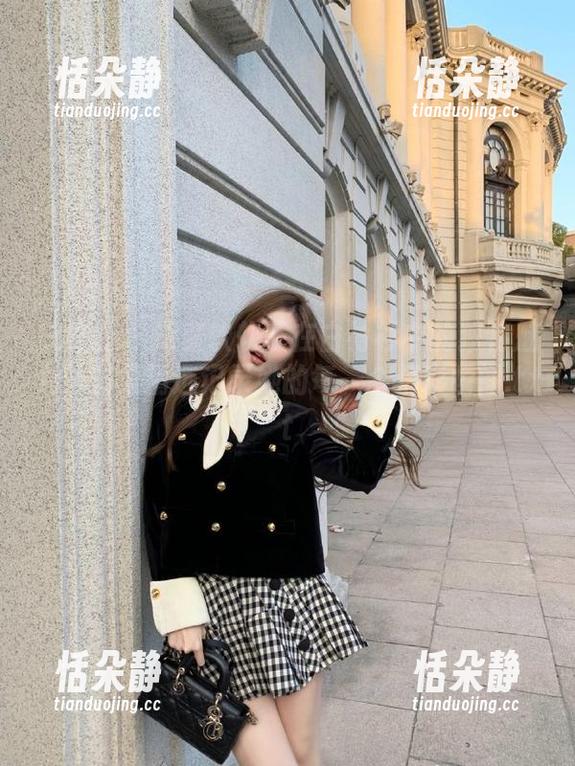 美媛馆 - 探索软软子在白衬衫中的独特魅力，图集精选记录她的每一个精彩瞬间.txt
