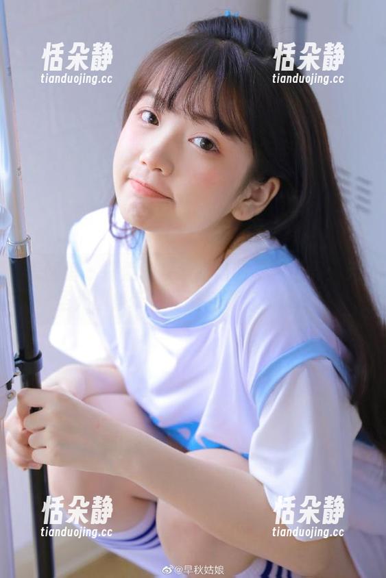 美媛馆 - 探索软软爱吃肉的粉色世界：无圣光图集带你领略纯真与俏皮.txt