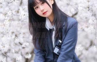 揭开萌芽儿o0白色私房的神秘面纱，福利图包里藏着你意想不到的惊喜！.txt