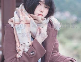 “落落RakuWeekday”写真，你的图库新宠，别忘了擦干泪水继续冲击！.txt