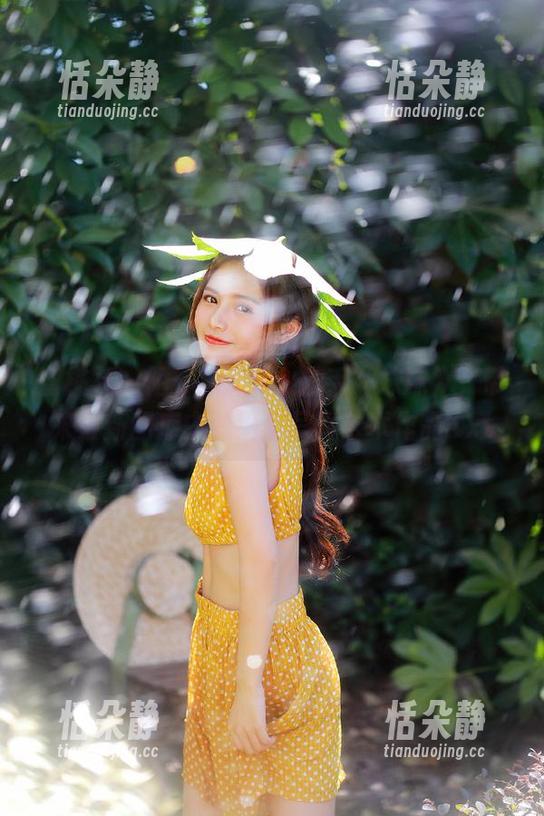 蜜桃社 - 陌子Mandy携手《妹妹》，带来最新图库中的绝美写真艺术作品.txt