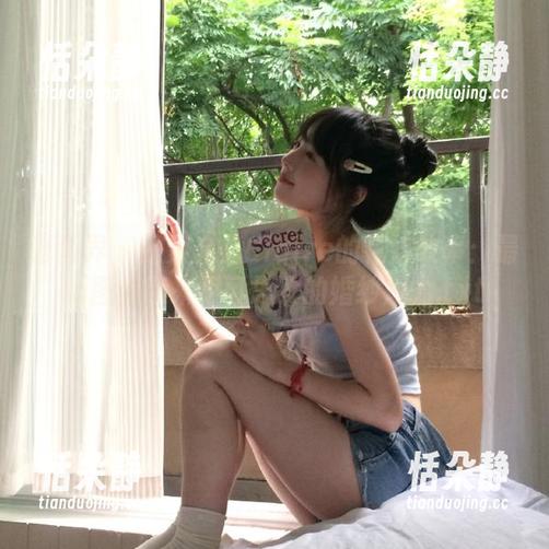 语画界 - 探索允儿Claire的花嫁故事：最新图库带来不可思议的婚纱魅力.txt
