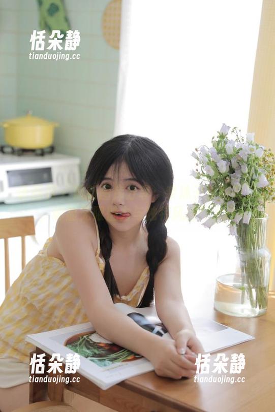 语画界 - 最新图库分享：奈沐子长腿写真，彰显无限魅力与独特风格！.txt