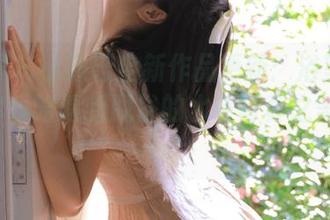 语画界 – 小热巴全新作品更新：浴室美女，带你领略清新脱俗的水中写真之美！.txt