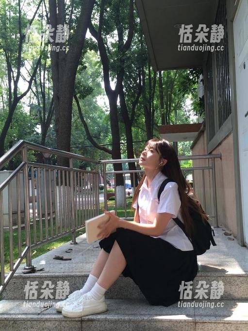 语画界 - 梦梵的白丝美图：无圣光也能绽放独特的魅力.txt