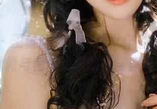语画界 – 王馨瑶yanni修女作品高清呈现：优雅与信仰交织的视觉盛宴.txt