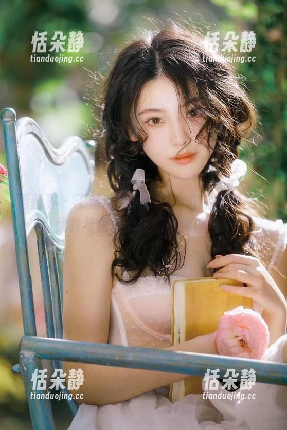 语画界-王馨瑶yanni 语画界 - 王馨瑶yanni修女作品高清呈现:优雅与信仰交织的视觉盛宴.txt