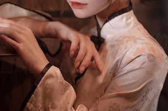让超级小禾儿带你领略泳装美图的魅力，优雅套图唤醒你对海滩的浪漫梦想！.txt