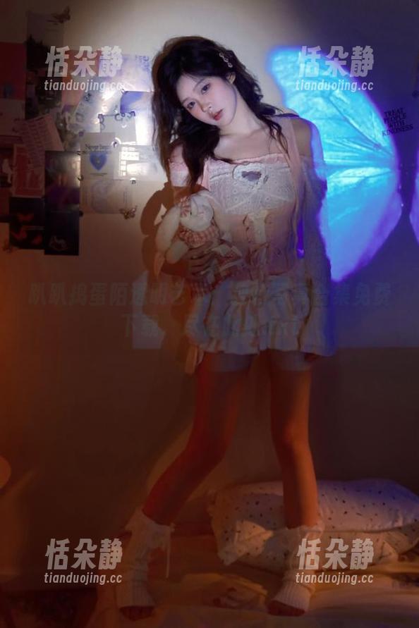 趴趴捣蛋陌透明艺术：独特写真合集免费下载，尽在此处.txt