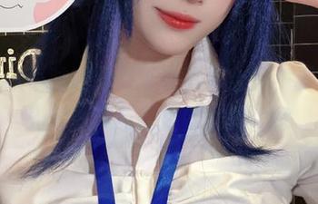 阿九从不咕咕独特泳衣写真合集，夏日时光分享无与伦比的美丽.txt
