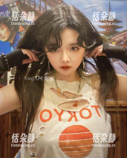 无法抵挡的冲动，阿寨寨ninja的海边套图资源真是驾轻就熟！.txt