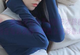 雅拉伊 – 重返灵儿小不点的艺术旅程：她如何在写真原图中塑造女孩形象.txt