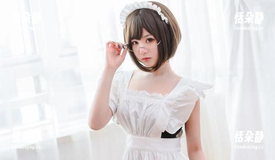在青水百合子的世界里：绝美学妹jk自拍写真作品合集.txt