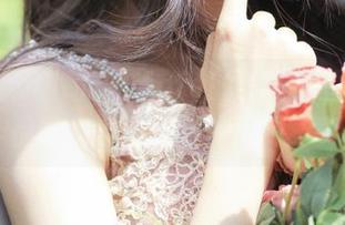 青豆客 – 细品晓艾fafa的夏天美图，让她的作品带你走进一个浪漫的梦境.txt