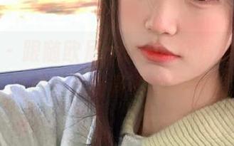 青豆客 – 跟随欧尼anne，欣赏最新少女写真原图，感受青春的每一刻.txt