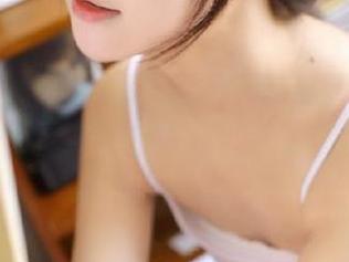 青豆客 – 沉浸在蛋蛋酱女仆全集中：每件作品背后的故事与情感.txt