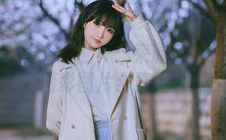 探索面饼仙儿的世界：束腰魅魔系列写真精彩图片合集.txt