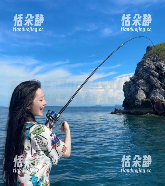 黎允熙 微密圈 - 黎允熙纯白系列美图更新,感受她独特的艺术魅力与优雅!.txt