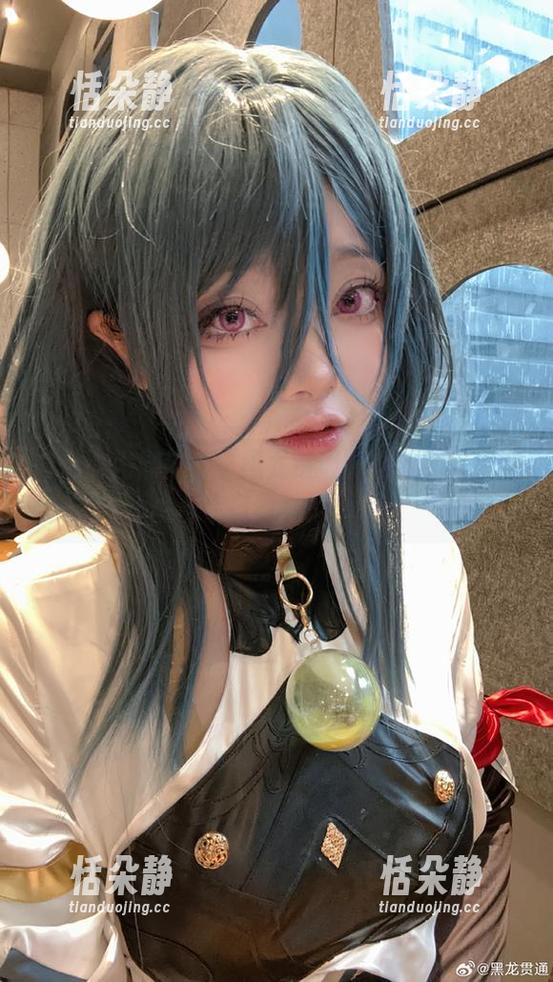 打造时尚潮流：“黑龙贯通”高跟鞋写真网盘合集强烈推荐！.txt